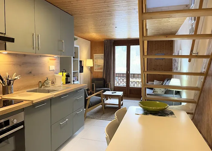 Apartment Between En *